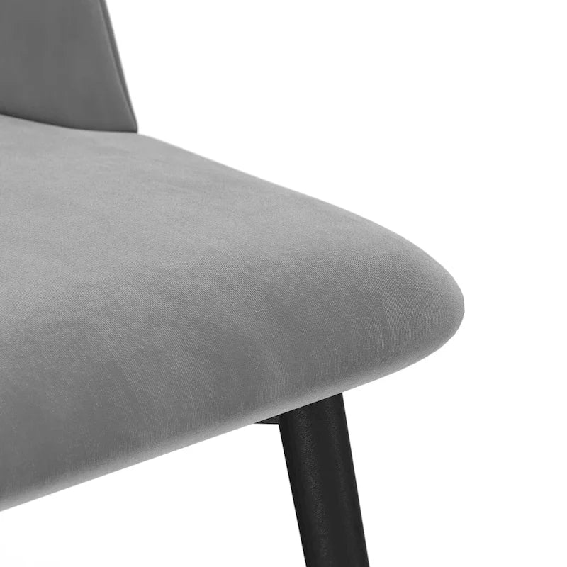 Chaise d'appoint en velours avec pieds noirs