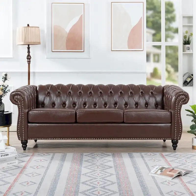 Canapé Chesterfield capitonné en similicuir avec accoudoirs roulés de 84,65 po