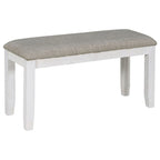 Table de salle à manger avec chaises et banc