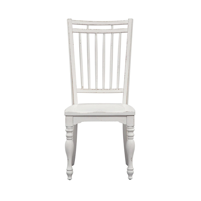Table à manger à pieds tournés, en chêne vieilli blanc antique