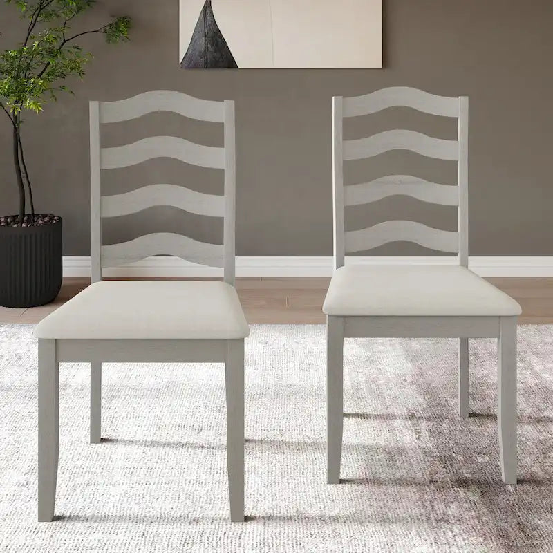 Chaise de salle à manger en bois
