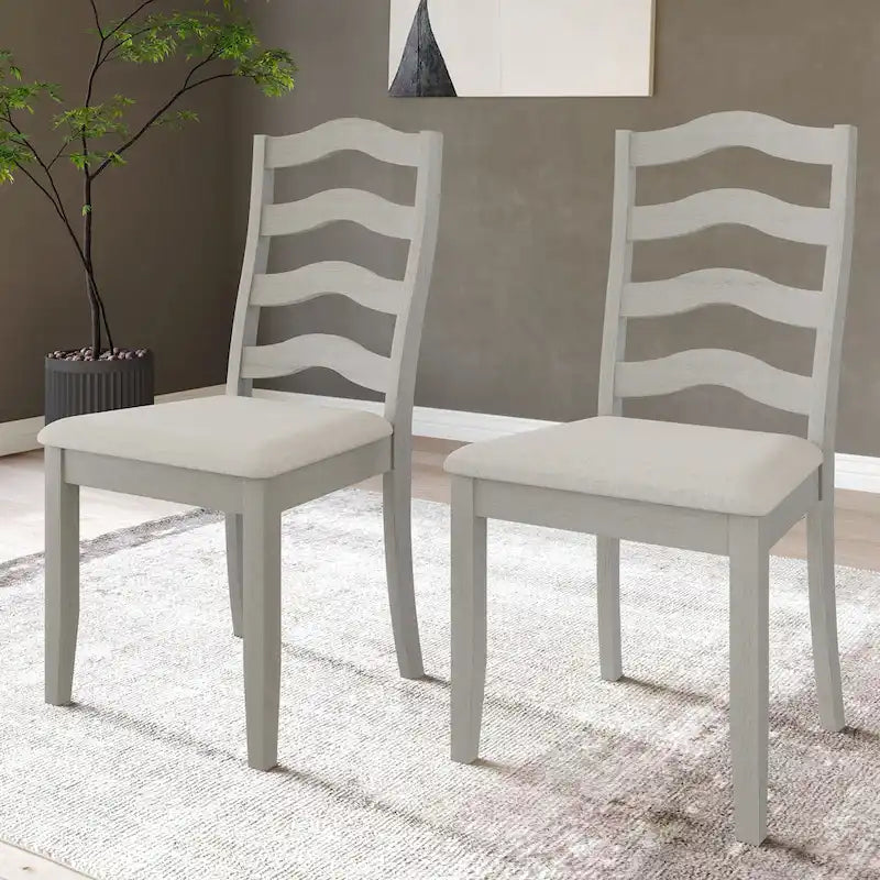 Chaise de salle à manger en bois